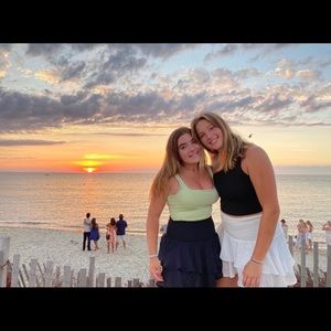 Meet your Posher, Amelia